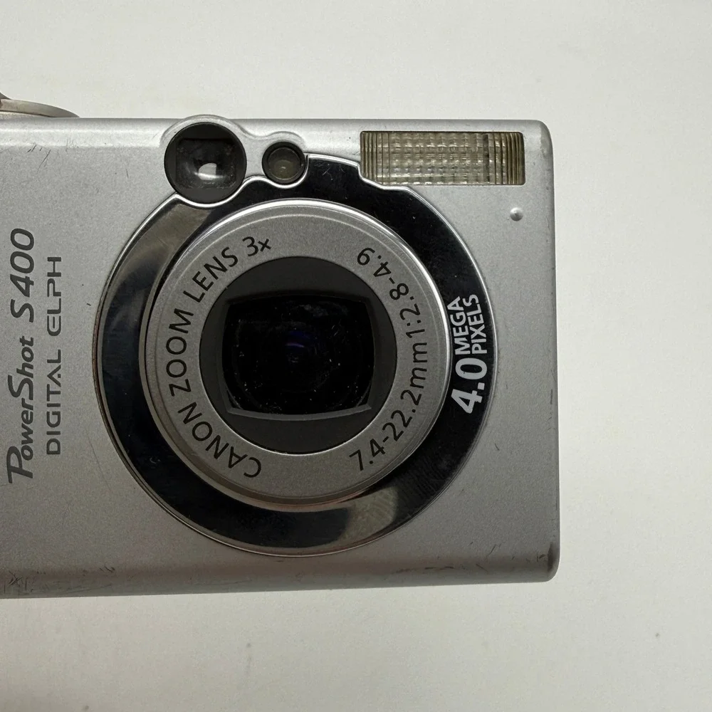 Canon PowerShot S400 Digital ELPH Camera Silver 4.0MP Bundle Tested